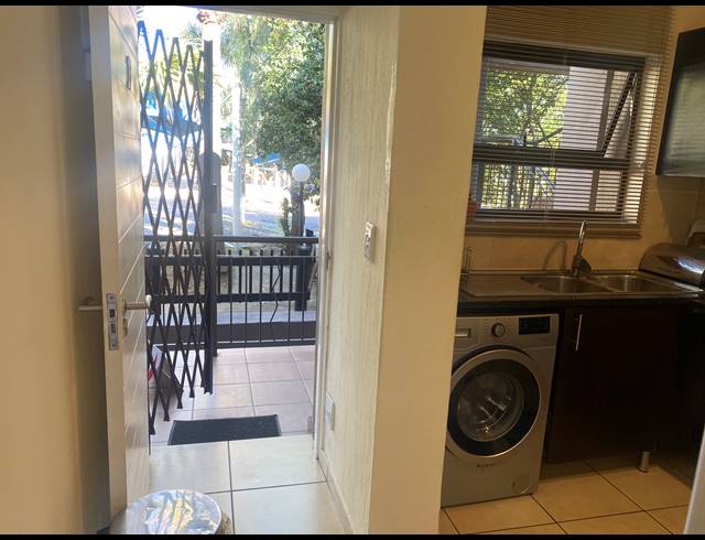 3 BEDROOM TOWNHOUSE FOR SALE IN MULBARTON
